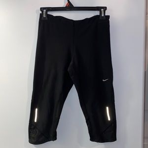 cropped nike leggings